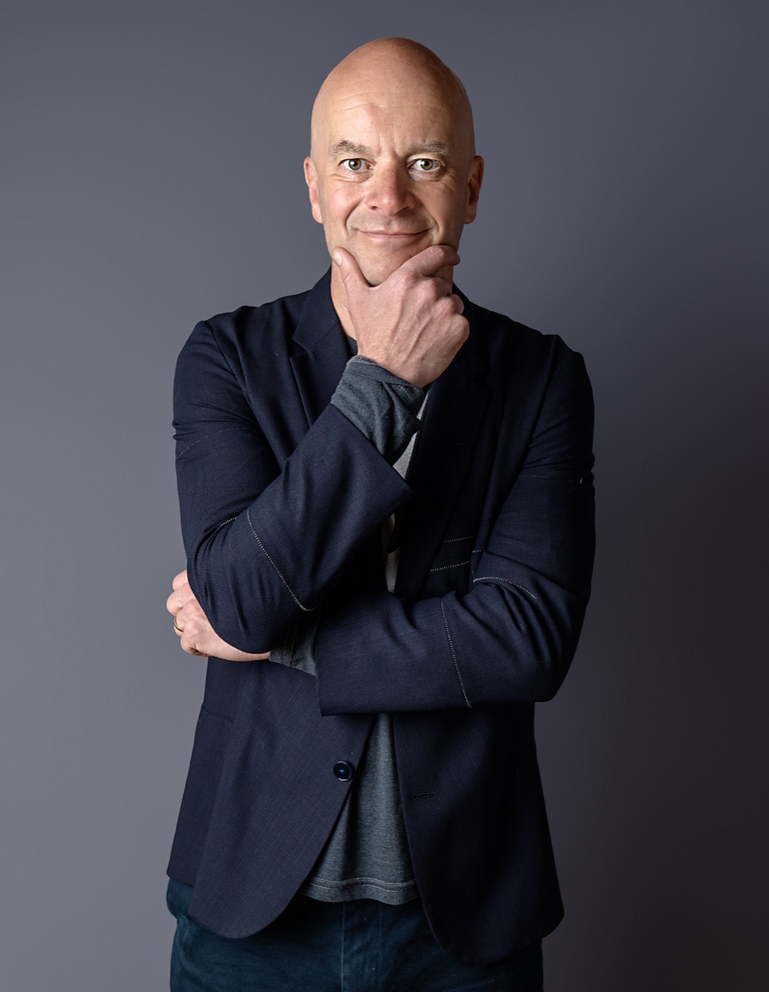 Dr. Chris Brauer
